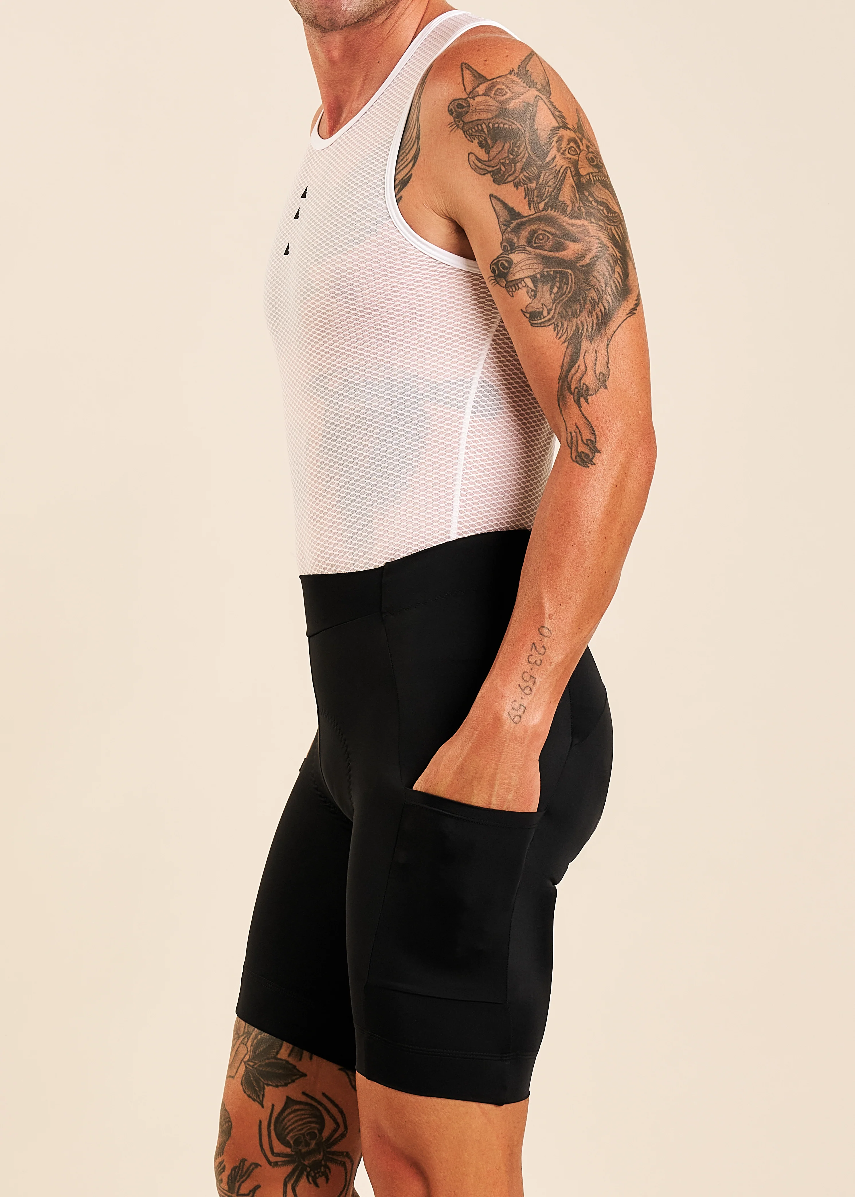 NeoPro Onyx Cargo Shorts - Image 5